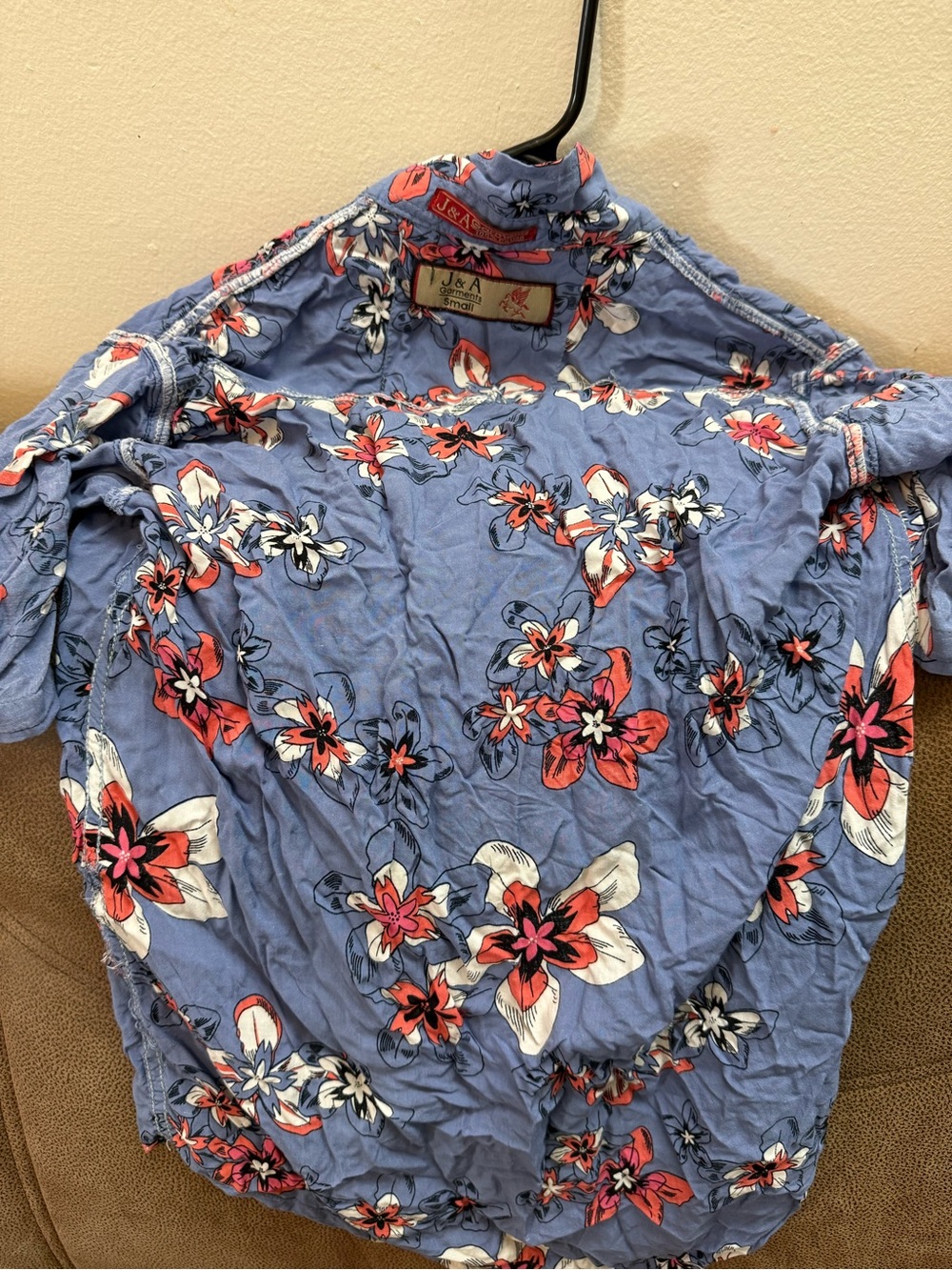 J&A Blue Floral Short-Sleeve Casual Button Down Shirt